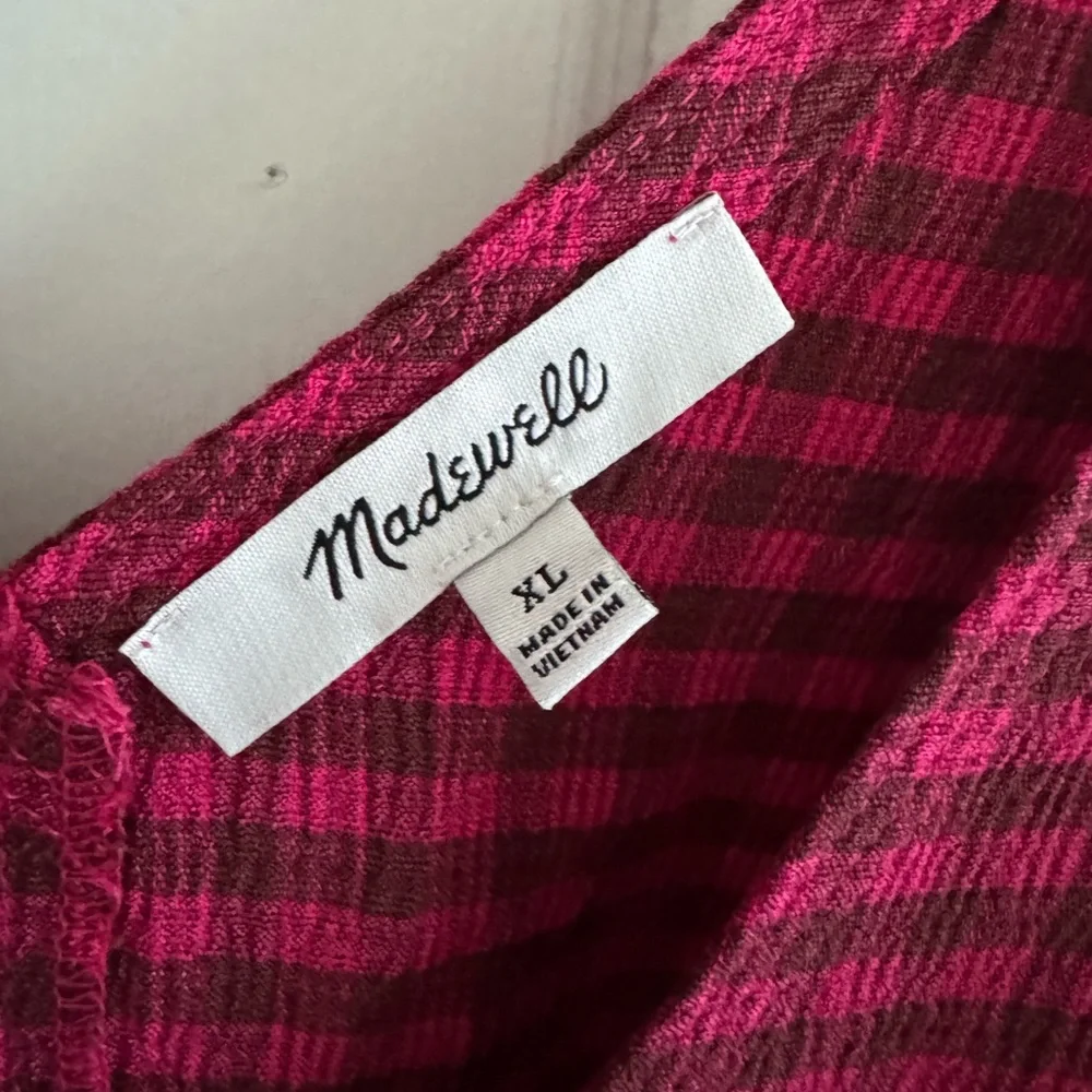 Madewell Crinkled V-Neck Peplum Top in Plaid-like new condition, size XL - Picture 8 of 12